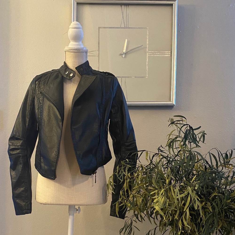 Wet Seal Black Faux Leather Moto Jacket Size Small